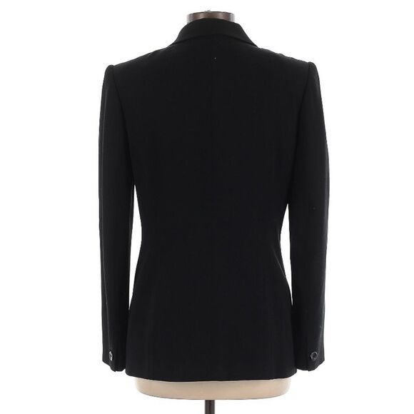 Classiques Entier Black Tailored Blazer with Notched Lapels - Picture 2 of 4